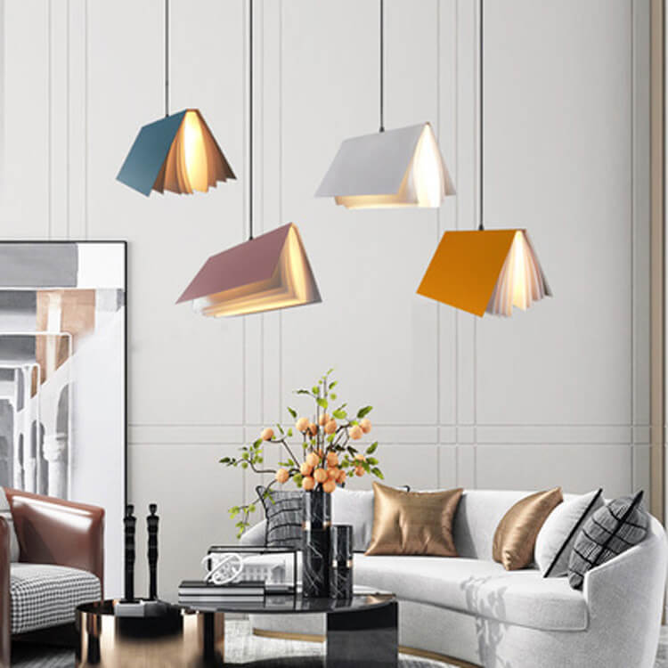 Latająca książka – nowoczesna lampa wisząca inspirowana książkami