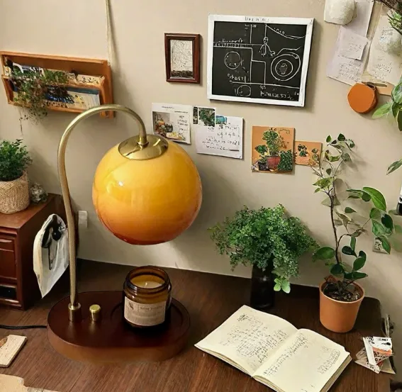 Lampka z Podgrzewaczem Wosku – Bezpłomieniowa Regulowana Lampa Aromaterapeutyczna do Domu | Lampovo