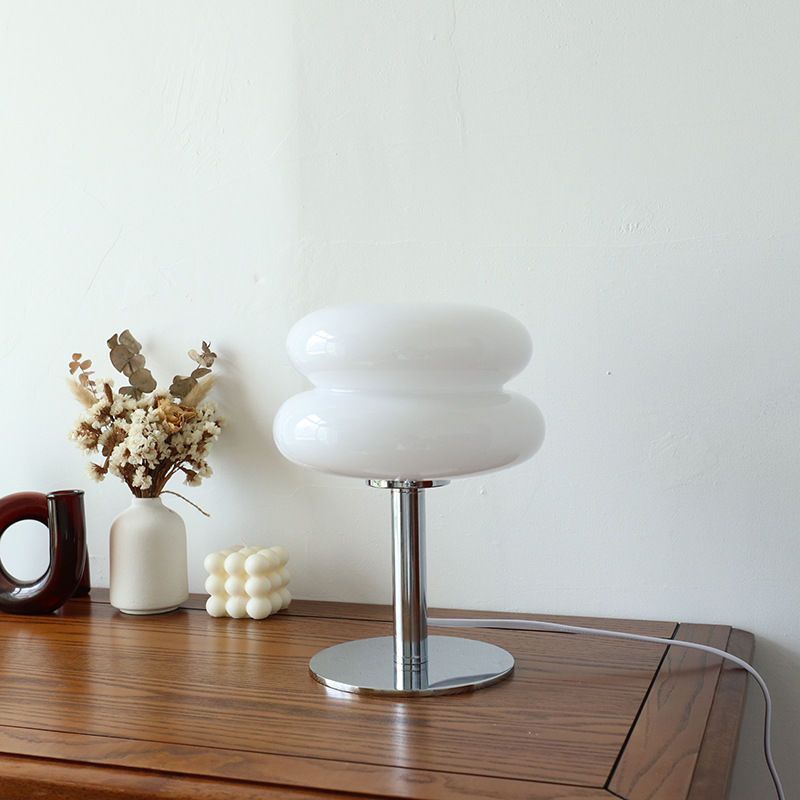 Włoska Designerska Lampa Stołowa ze Szkła – Nowoczesne Retro Oświetlenie do Salonu i Sypialni | Lampovo