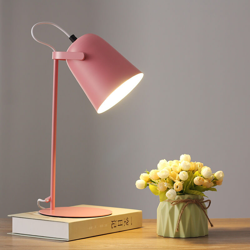 Nordic Metal LED Lampa biurkowa — eleganckie, minimalistyczne światło do czytania i nauki