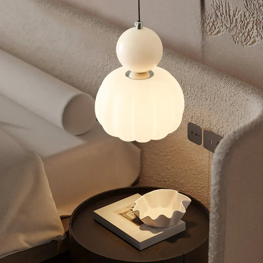 Skandynawska lampa wisząca w kształcie dyni — elegancka, nowoczesna oprawa LED sufitowa