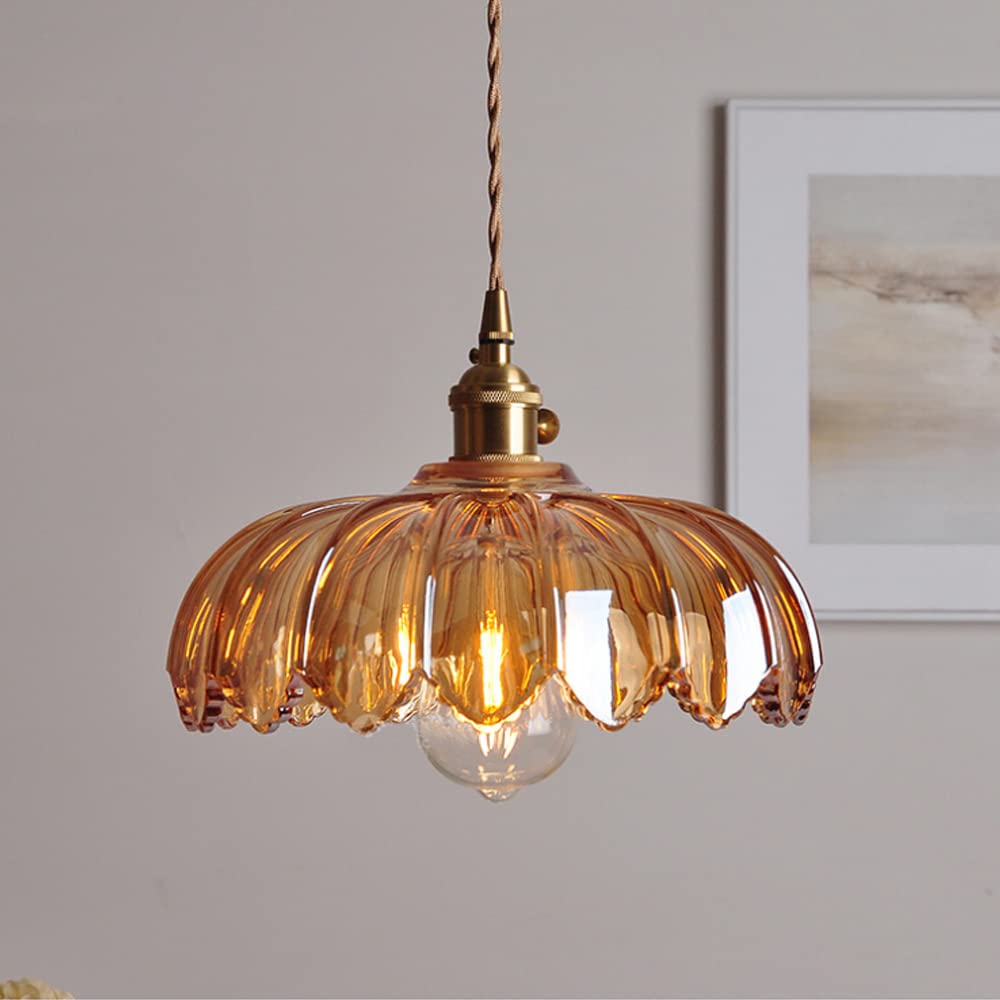 Lampa wisząca vintage z kwiatowym motywem i kolorowym szkłem – eleganckie światło wiszące